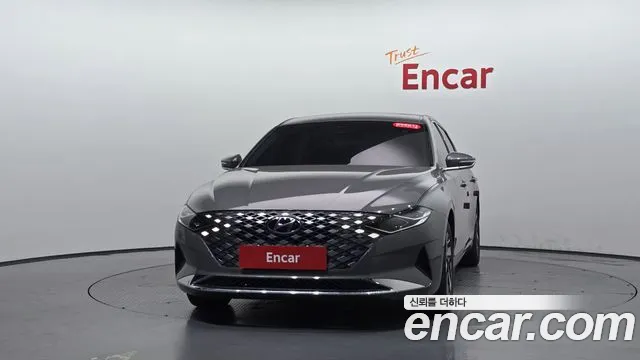 Hyundai Grandeur Premium — Фото автомобиля 3