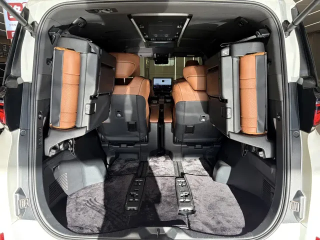 Toyota Vellfire — Фото автомобиля 24