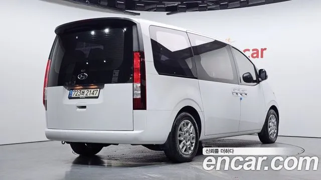 Hyundai Staria — Фото автомобиля 2