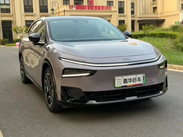Xpeng G7 — Фото автомобиля 3