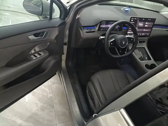 Shangjie SUV — Фото автомобиля 15