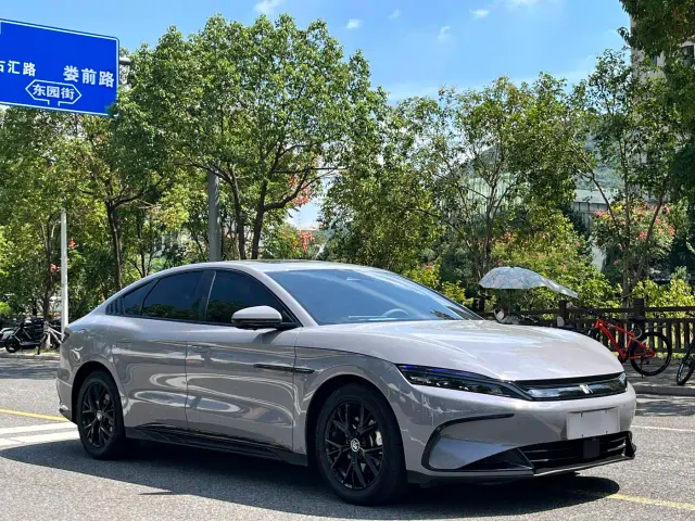BYD Han — Фото автомобиля 4