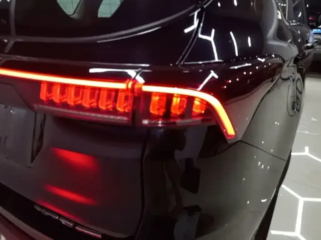 Jetour X70 Plus — Фото автомобиля 7
