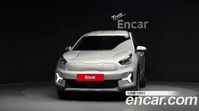 Kia Niro Niro Plus Air — Фото автомобиля 3