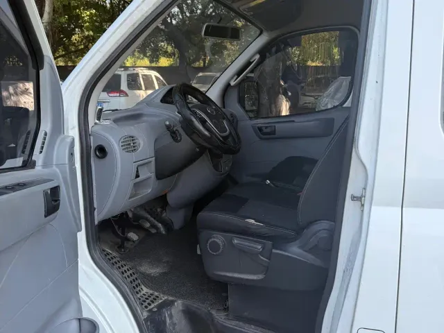 Maxus Xintu V80 — Фото автомобиля 15