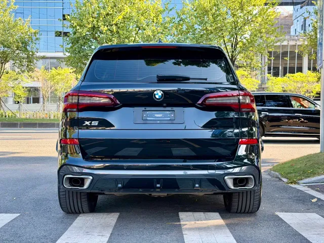 BMW X5 — Фото автомобиля 18