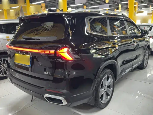 Geely Haoyue L — Фото автомобиля 9