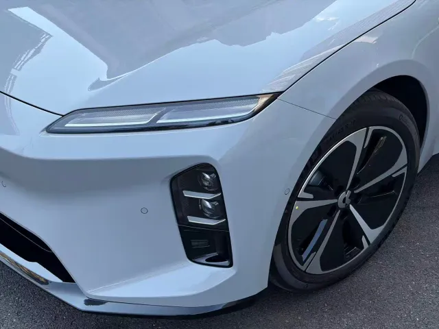 Nio ET5 Touring — Фото автомобиля 9