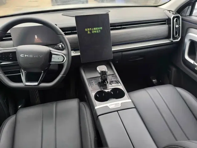 Chery Tiggo 7 2025 High Performance 1.6T Drive FWD — Фото автомобиля 5