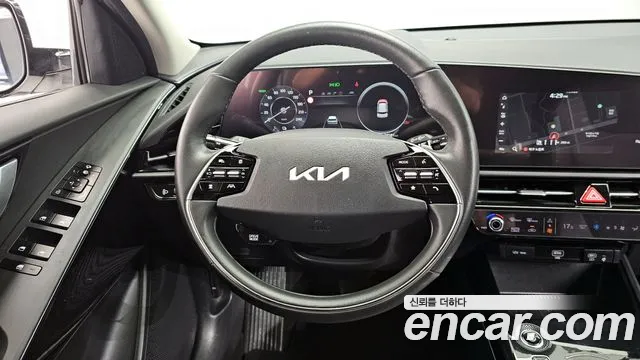 Kia Niro All Niro EV Air — Фото автомобиля 12