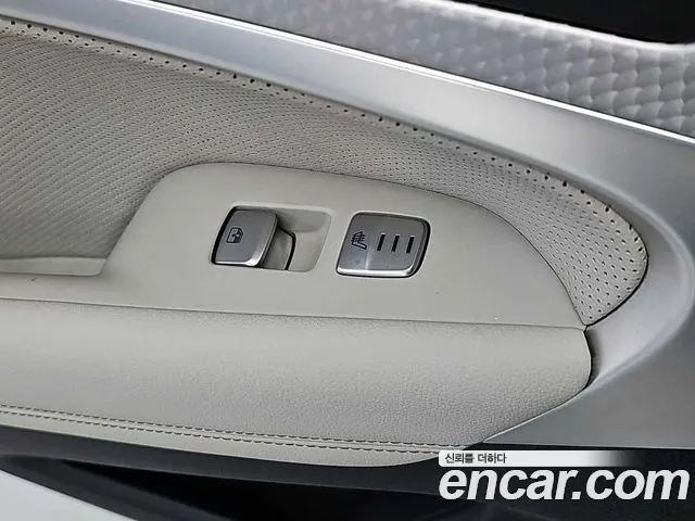Genesis G70 New — Фото автомобиля 14