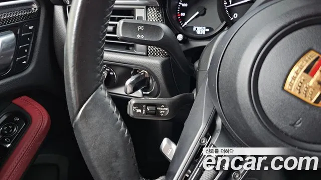 Porsche Macan — Фото автомобиля 20