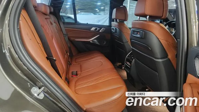 BMW X5 — Фото автомобиля 10