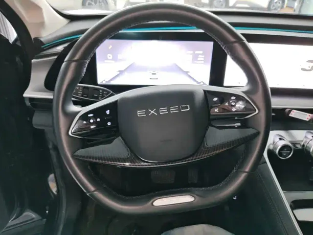 Exeed TXL — Фото автомобиля 6