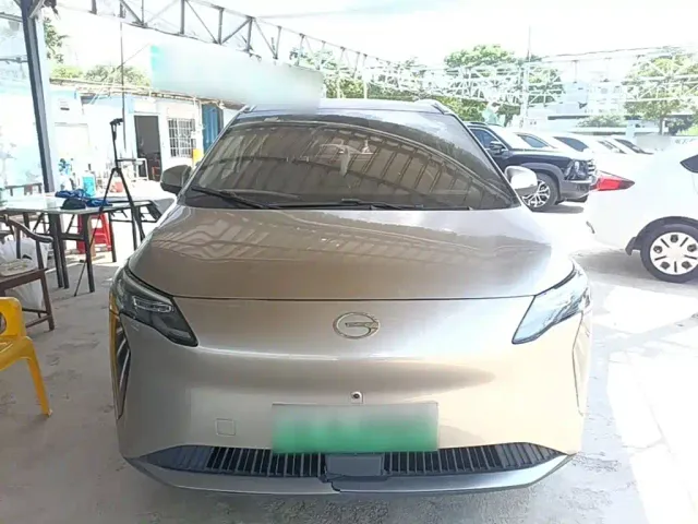GAC Aion Y — Фото автомобиля 2