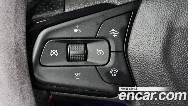 ChevroletGMDaewoo Trax Trax Кроссовер — Фото автомобиля 16