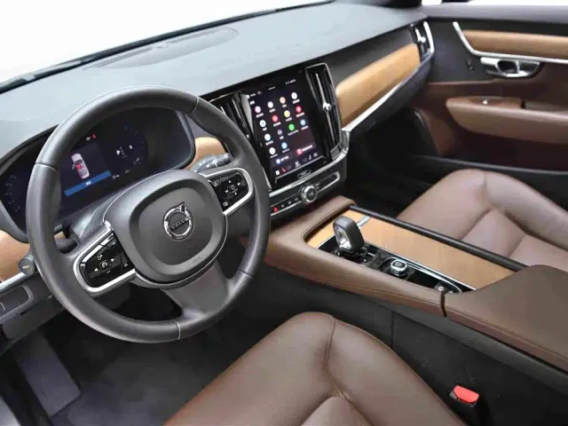 Volvo S90 — Фото автомобиля 14