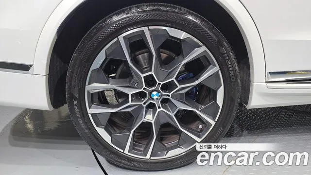 BMW X7 — Фото автомобиля 5