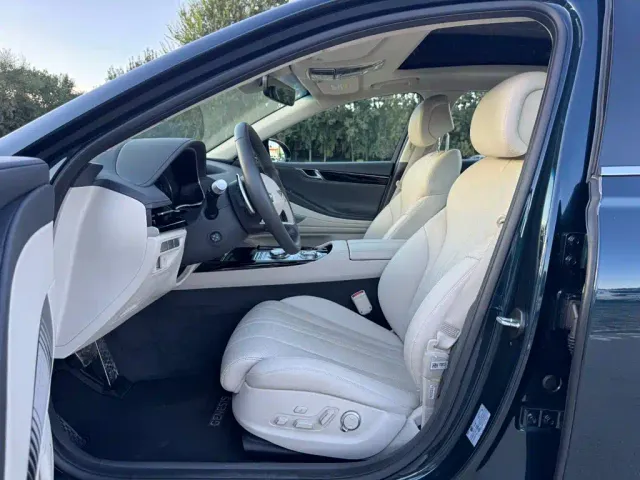 Genesis G80 — Фото автомобиля 9
