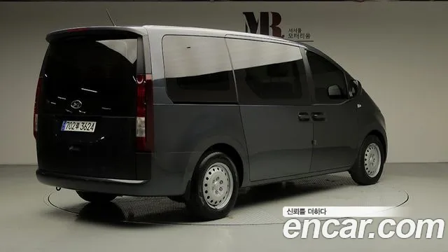 Hyundai Staria — Фото автомобиля 3