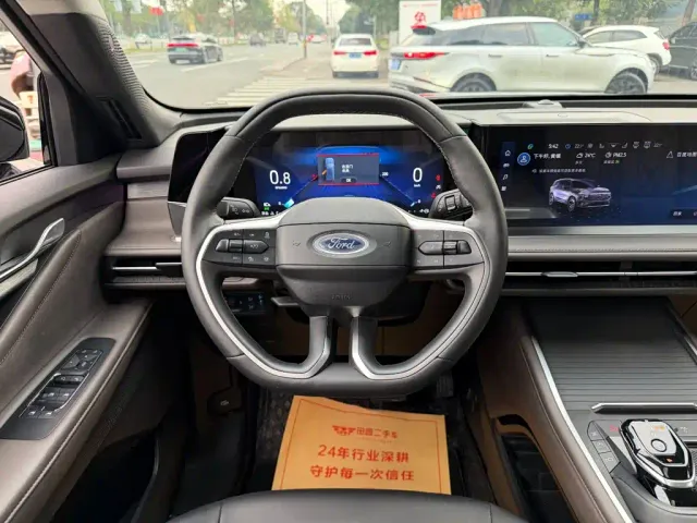 Ford Edge — Фото автомобиля 14