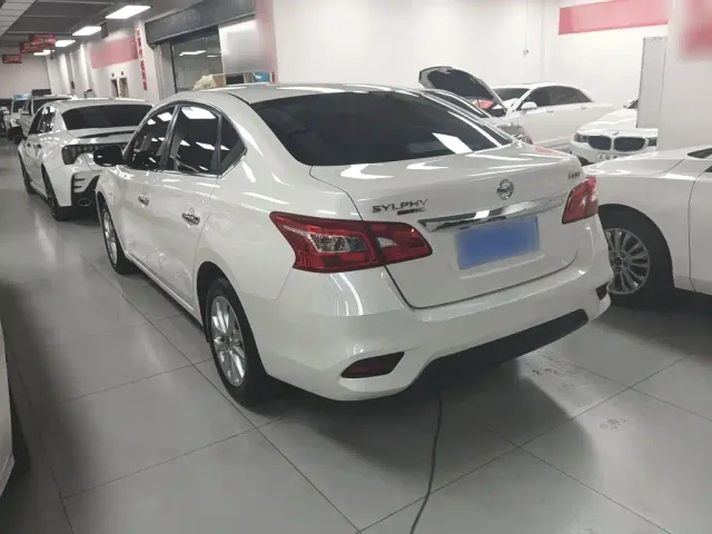 Nissan Sylphy — Фото автомобиля 12