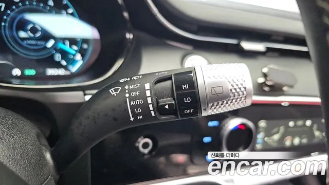 Genesis GV70 2.5T Бензин 2WD — Фото автомобиля 24