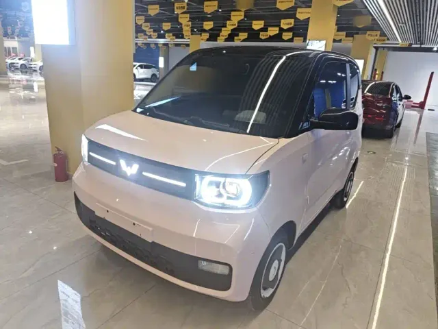 Фотография автомобиля — Wuling Hongguang Mini EV
