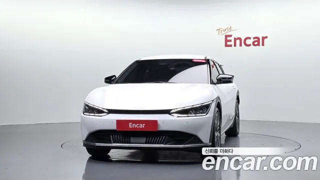 Kia EV6 — Фото автомобиля 3