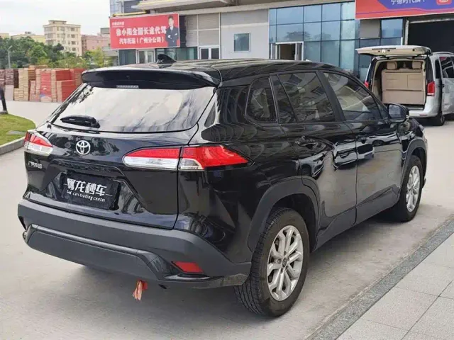 Toyota Frontlander — Фото автомобиля 9