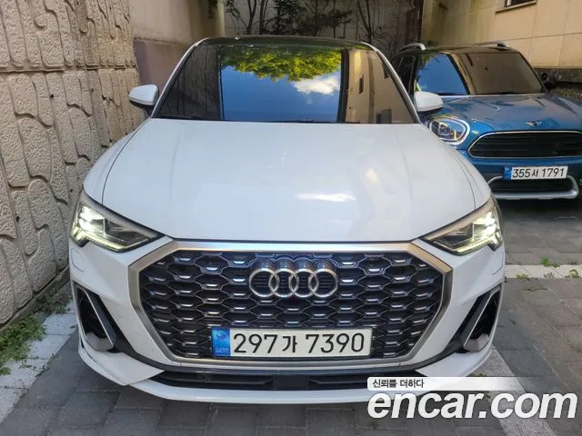 Фотография автомобиля — Audi Q3 F3