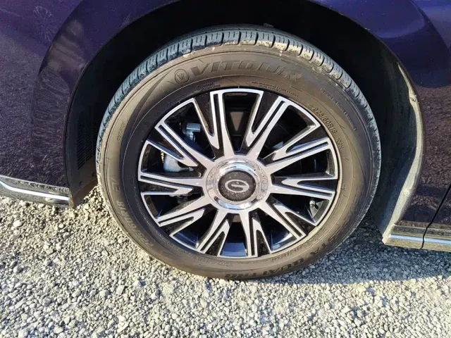 GAC Trumpchi E9 — Фото автомобиля 22