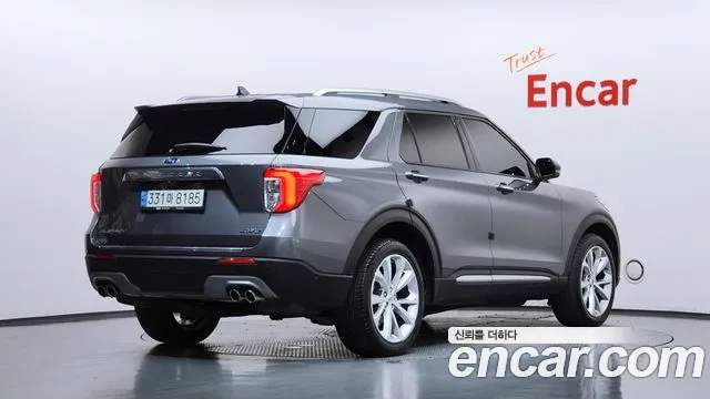 Ford Explorer Generation 6 — Фото автомобиля 2