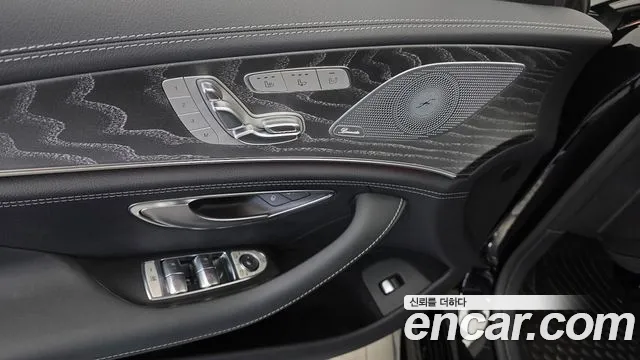 Mercedes-Benz AMG GT 4 двери 43 4MATIC+ — Фото автомобиля 24
