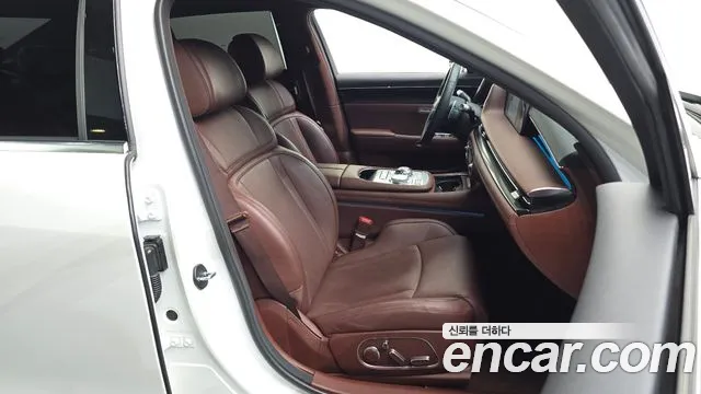 Genesis G90 Бензин 3.5 турбо AWD — Фото автомобиля 12