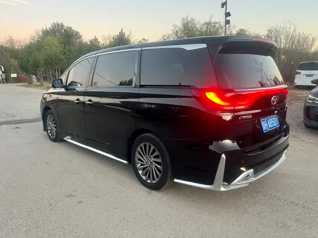 GAC Trumpchi M8 — Фото автомобиля 3