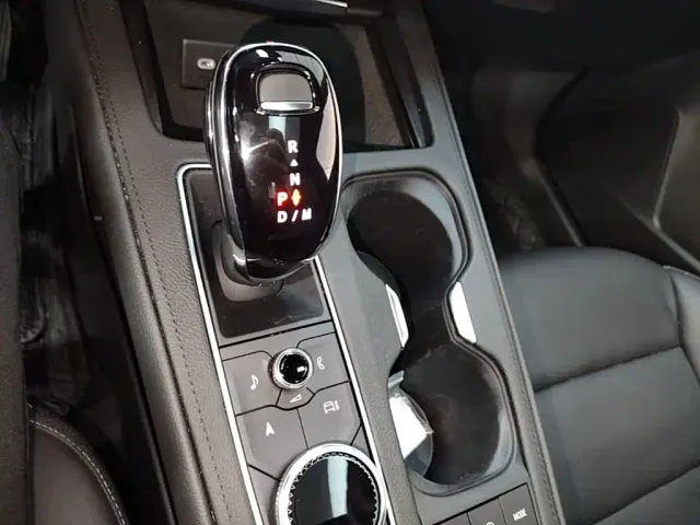 Cadillac XT4 — Фото автомобиля 13