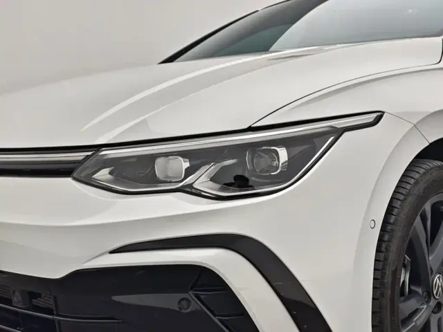 Volkswagen Golf 2023 Facelift 280TSI DSG R-Line Lite — Фото автомобиля 14