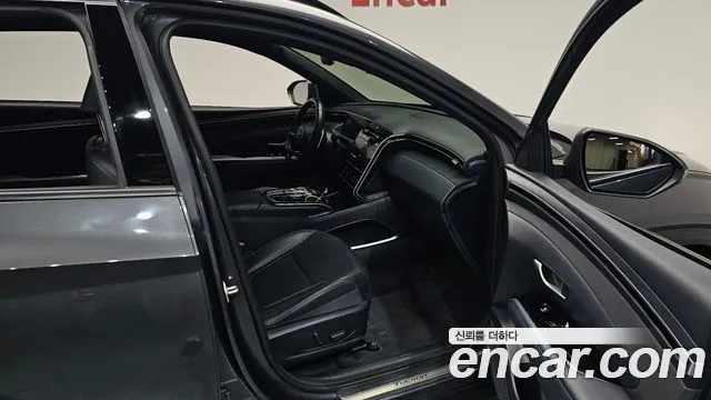 Hyundai Tucson Tucson (NX4) Бензин 1.6 турбо 2WD — Фото автомобиля 10