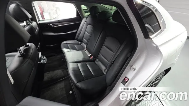 Hyundai Grandeur Grandeur (New) Hybrid — Фото автомобиля 12