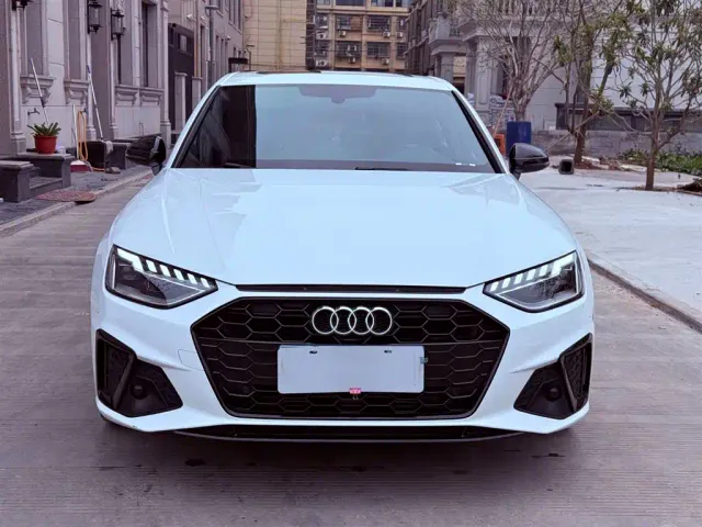 Audi A4L — Фото автомобиля 2