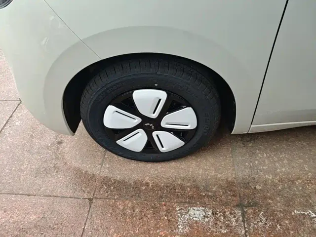 Wuling Hongguang Mini EV — Фото автомобиля 22