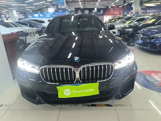 BMW 5 Series — Фото автомобиля 2