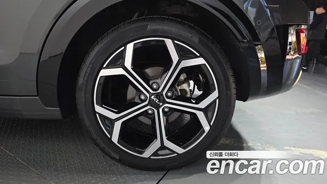 Kia Niro The All New — Фото автомобиля 6