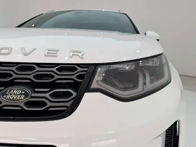 Land Rover Discovery Sport — Фото автомобиля 9