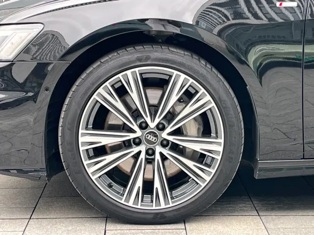 Audi A6L — Фото автомобиля 11