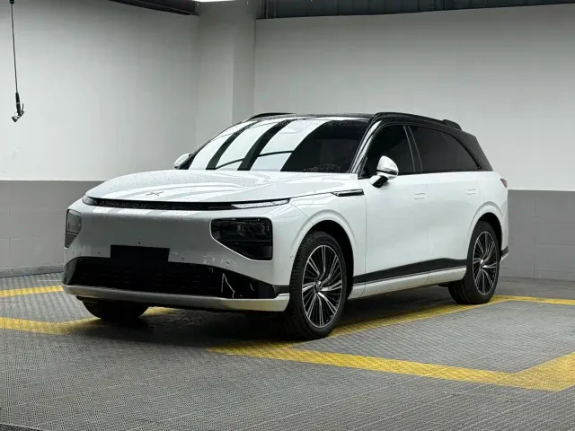 Фотография автомобиля — Xpeng G9