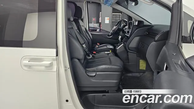Hyundai Staria — Фото автомобиля 16