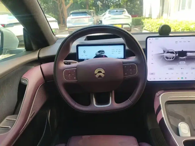 Nio ET5 Touring — Фото автомобиля 10