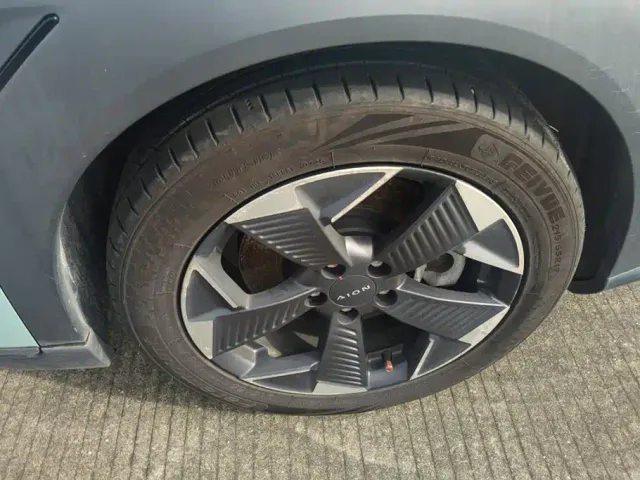 GAC Aion Y — Фото автомобиля 6
